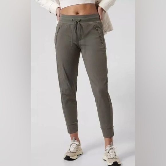 Athleta Trekkie North Olive Green Track Pants Joggers NEW - Picture 1 of 1